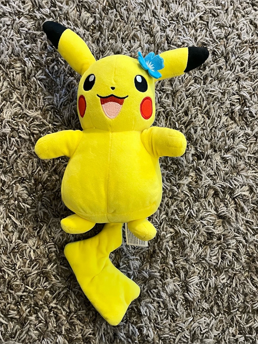 Jazwares Pokémon Pikachu Hawaiian hibiscus flower plush 10”